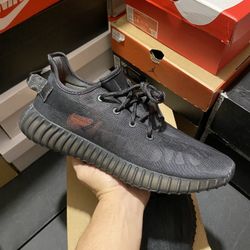 Adidas Yeezy 350 Mono Cinder size 11 VNDS