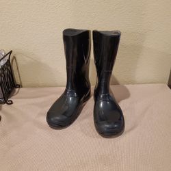 Youth Rain Boots  Size 2.5 