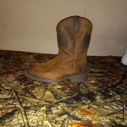 ARIAT BOOTS