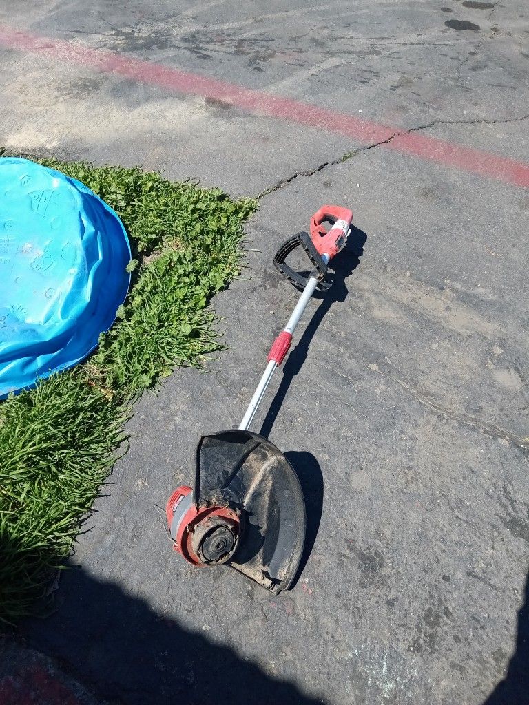 Craftsman Weed Eater for Sale in Stockton, CA OfferUp