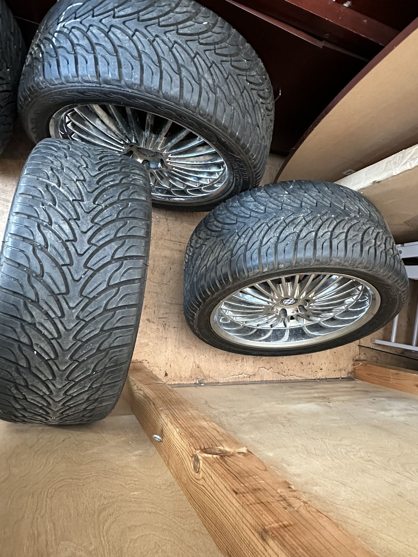 (2) AZ800 Tires 275/40ZR20 10”w & (2) AZ800 Tires 315/35ZR20 12”w w/ Beyern Rims Bolt Pattern 5x120