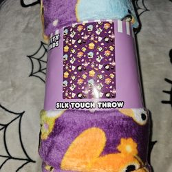 Hello Kitty Halloween Blanket 