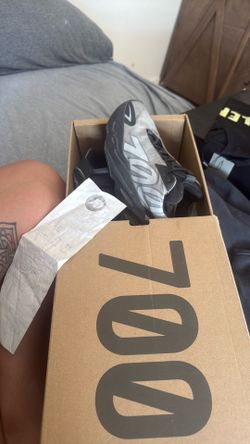 Yeezy 700