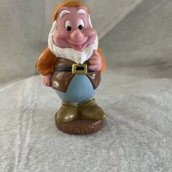 7 Dwarfs “Happy”