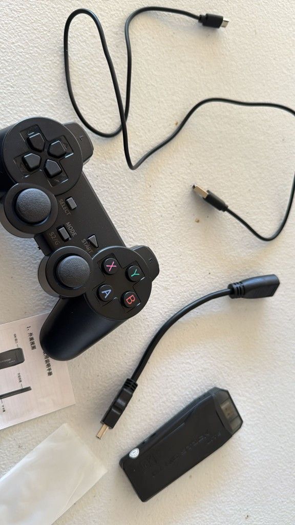 Tv game stick incomplete