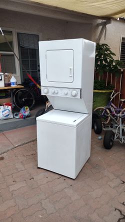 24 inch wede stackable