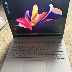 Microsoft Surface Book 2 