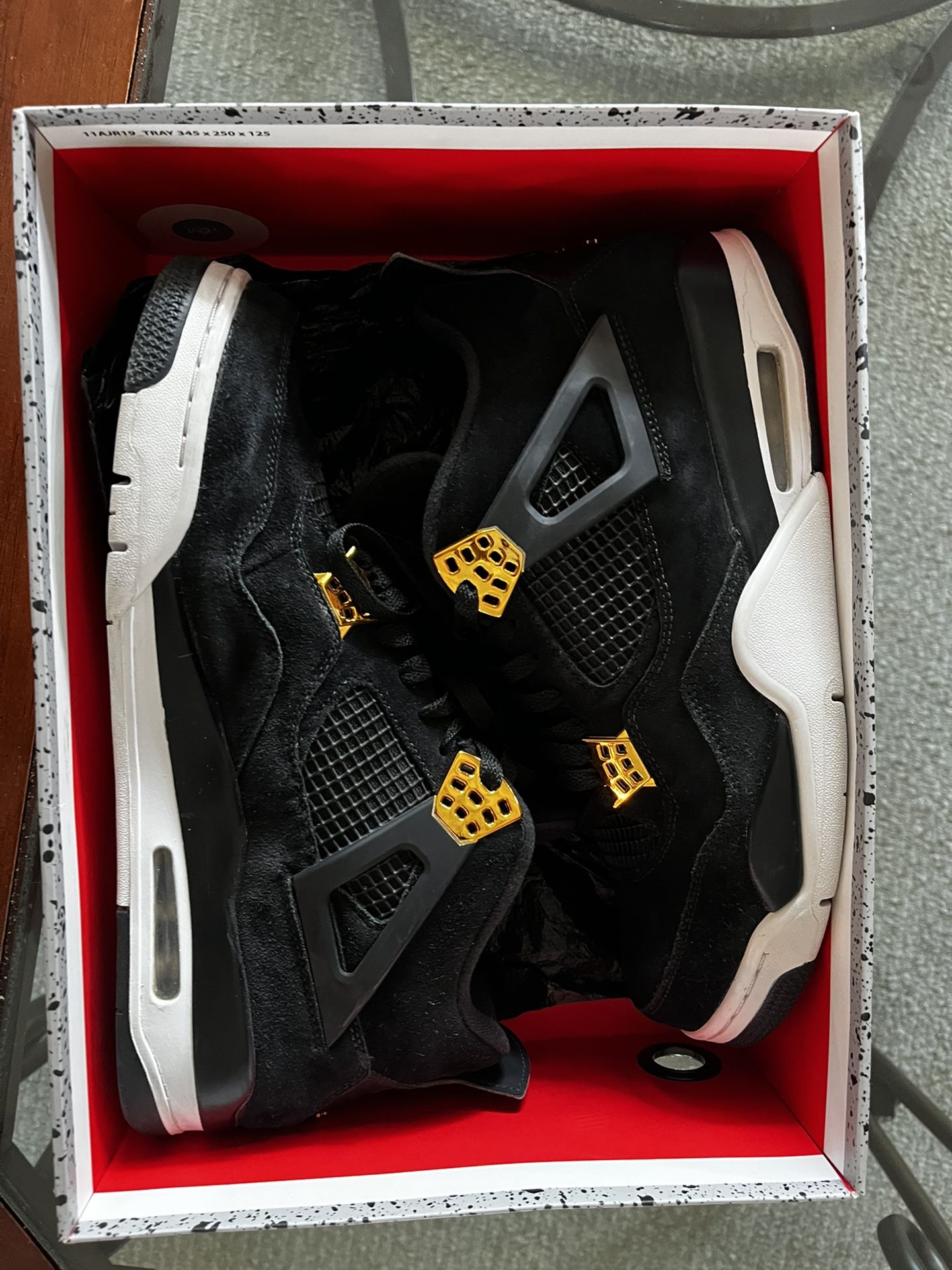 Jordan 4 Royalty