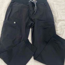 Fabletics Jogger scrubs  