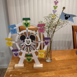 Disneyland Theme Centerpieces  