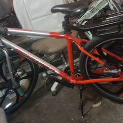 Used Schwinn Hybrid Bike $150 Obo 