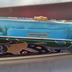 Woman's Wallet Banana republic