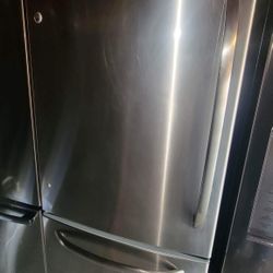 GE Bottom Freezer Refrigerator Stainless Steel 30 Inch Wide