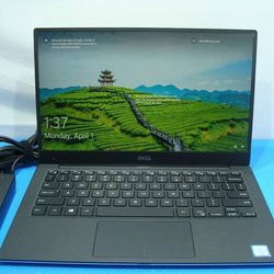 Dell XPS Laptop w/Windows 11 Pro 