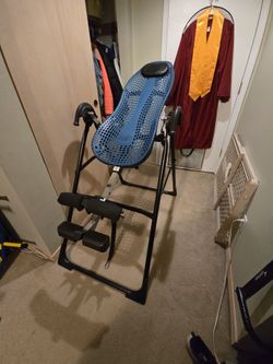 Teeter invertion table