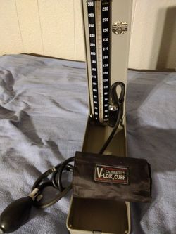 Antiqueblood Pressure Tester Baumanometer