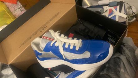 Men’s pradas sneakers
