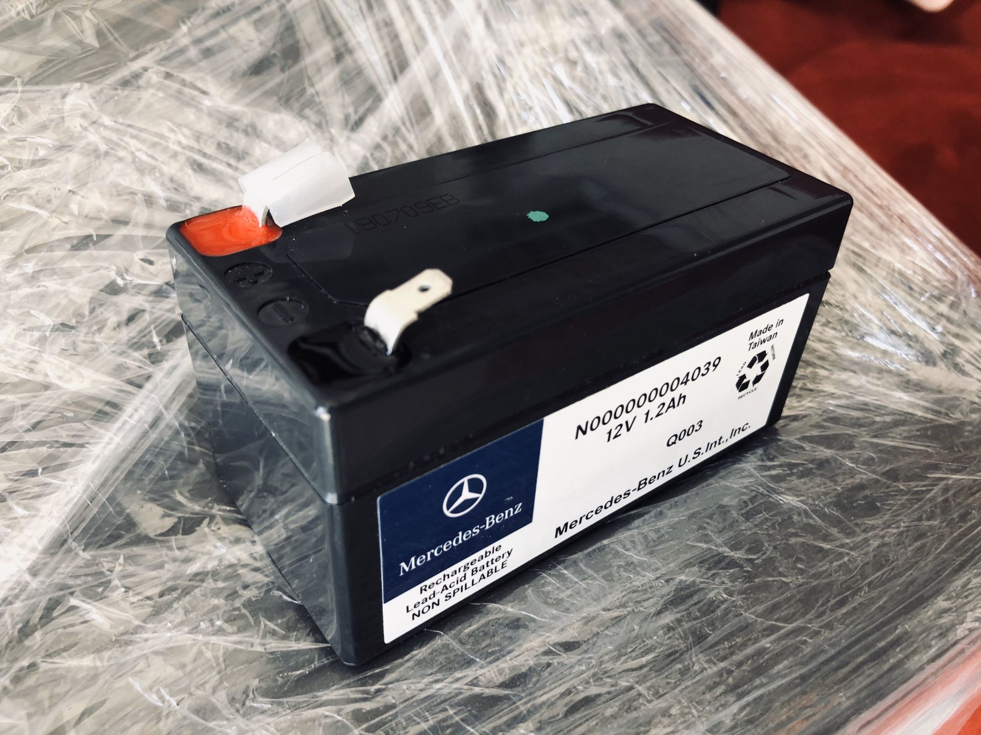 Mercedes Benz Genuine Auxiliary Battery