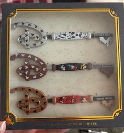 Disney Collectors Keys