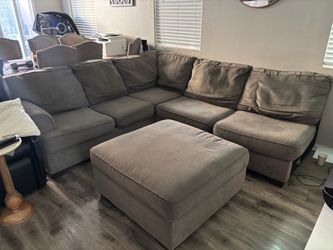 300 dollars Corner sectional with ottoman