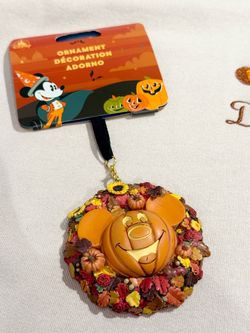 Disney Parks Mickey Mouse Happy Halloween Wreath Holiday Ornament New