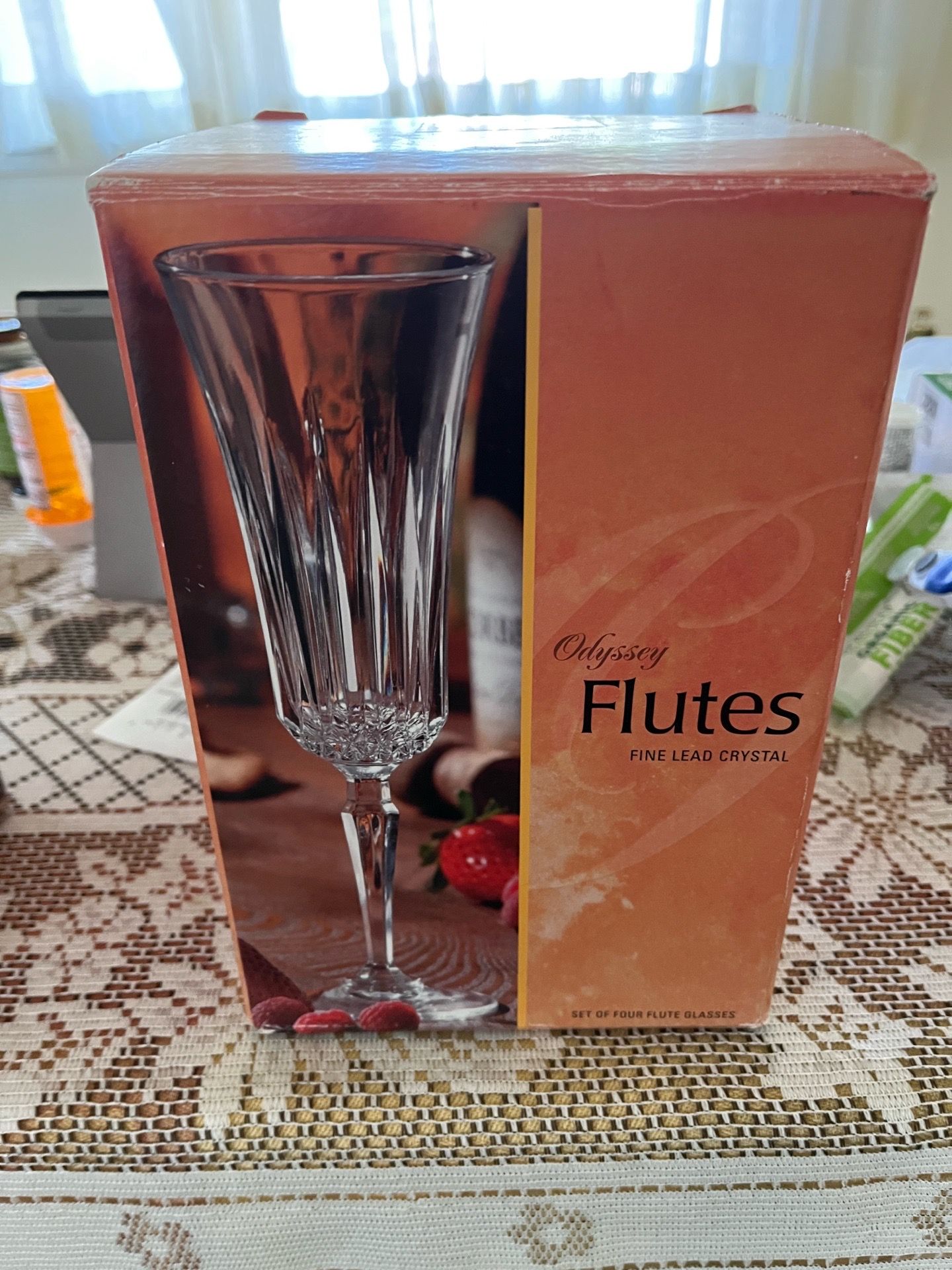 Odyssey Fine Lead Crystal Champagne Flutes Set of 4 – New in Box