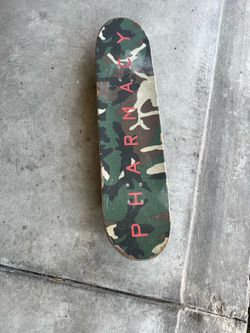 Skateboard
