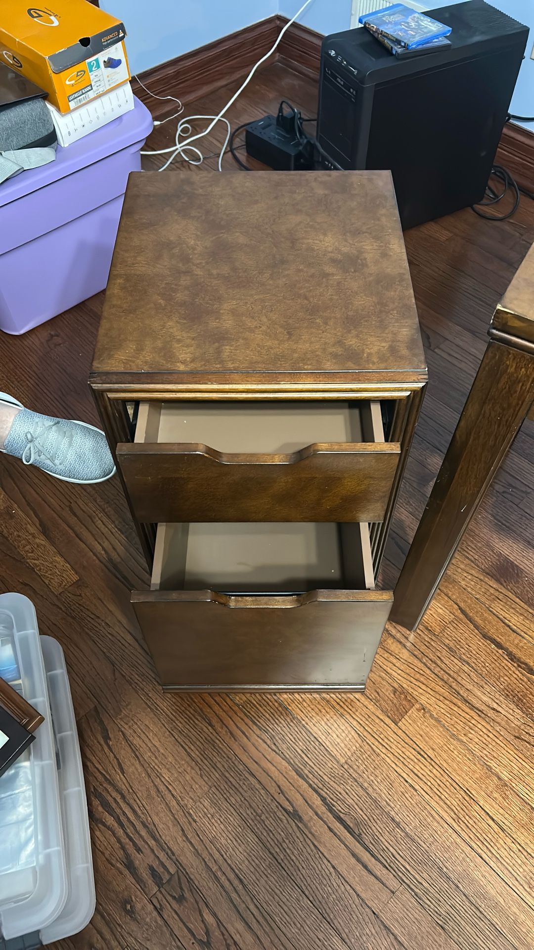 Like New File Cabinet