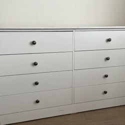 White dresser (8 Drawers)