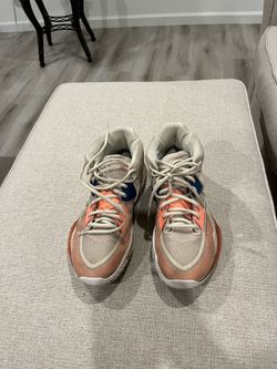 Nike (kyrie 8)2022