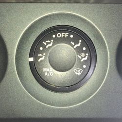 2007-2009 Kia Sorento Climate Control Module