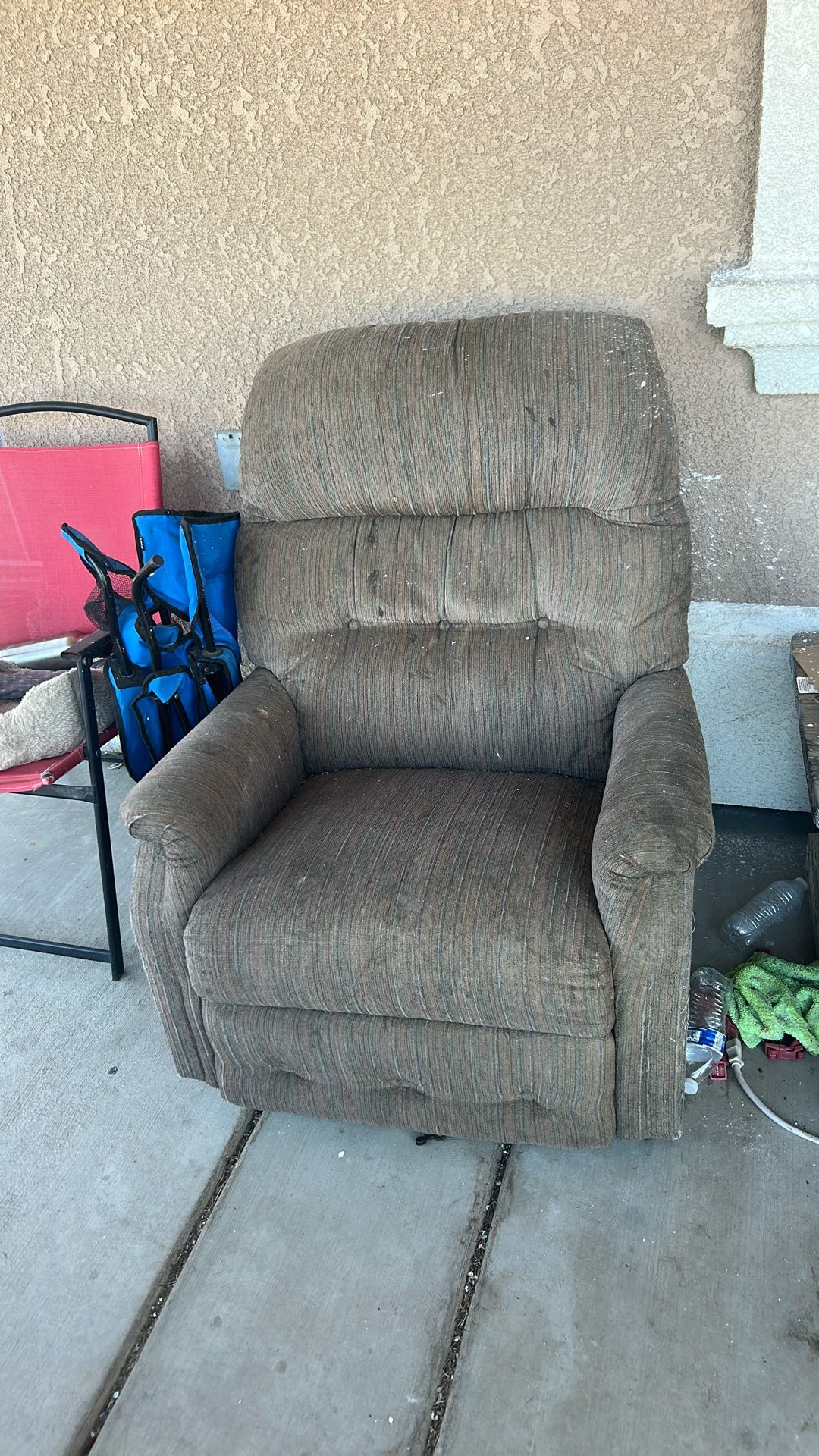Recliner 15