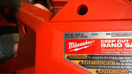 M18 FUEL 18V Lithium-lon Brushless Cordless Deep Cut Band Saw (Tool-Only)