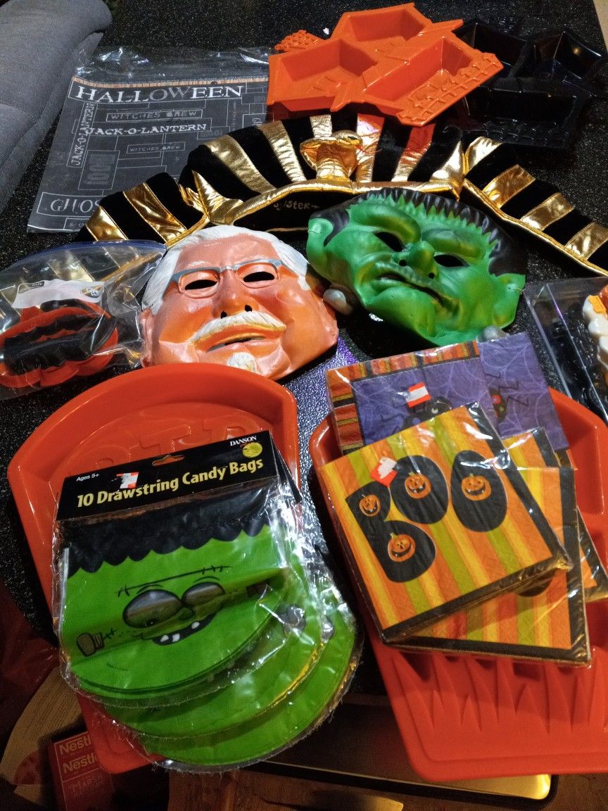 Halloween Items- $7 -Must Take All!!