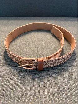 Michael Kors women’s spelt new