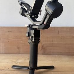 DJI RS4 Pro With Tracking Module $750