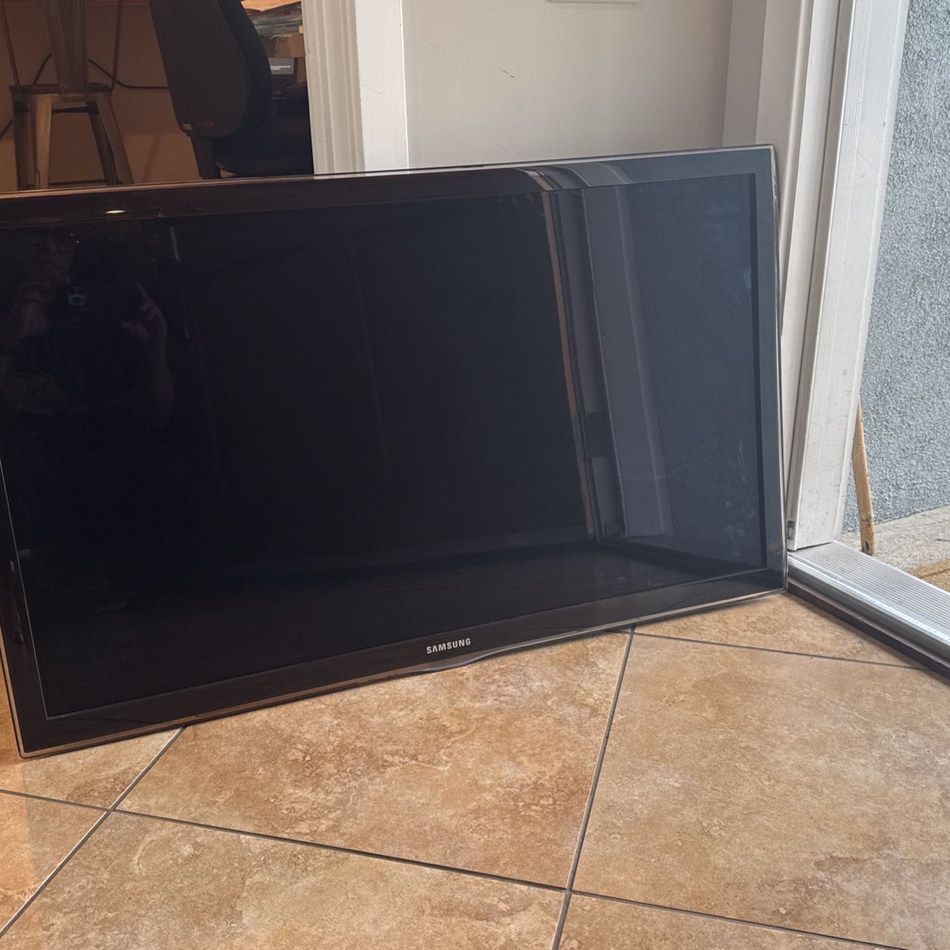 Samsung Flat Screen Tv