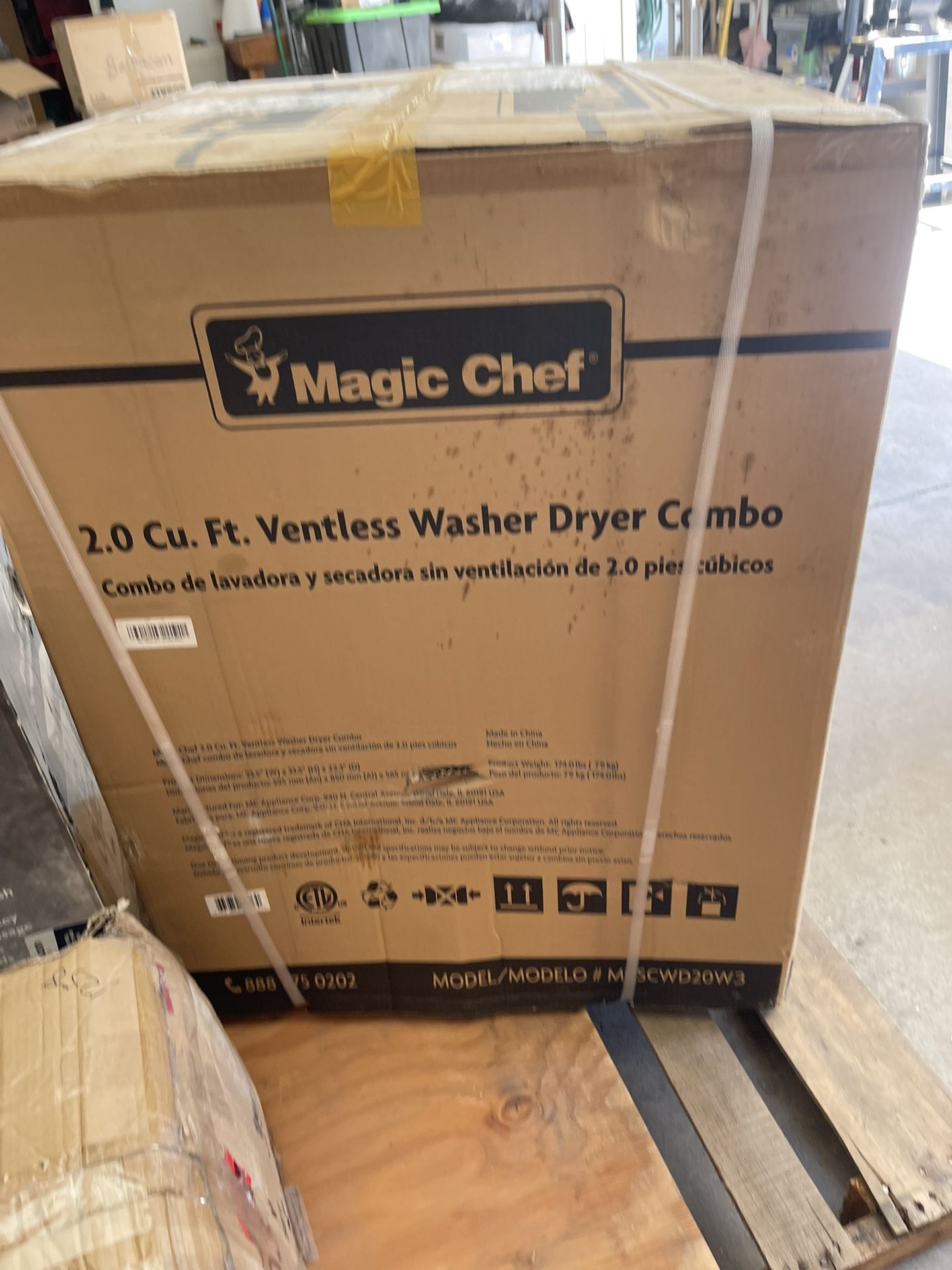 MAGIC CHEF Ventless Washer/Dryer Combo