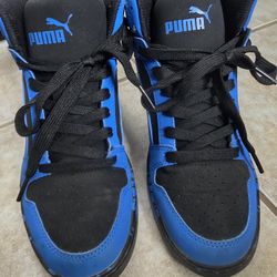 Puma High Top Sneakers SIZE 4 KIDS