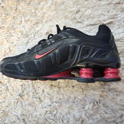 Nike Air Size 6