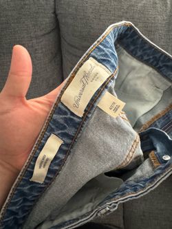 Universal Thread Vintage Midi Jeans Size 4/27R