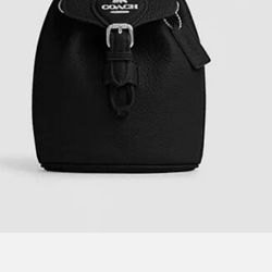 Amelia Convertible Backpack- Coach 