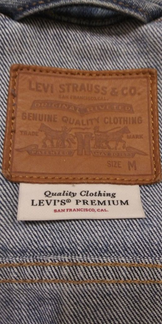 LEVI STRAUSS & CO. GENUINE QUALITY CLOTHING