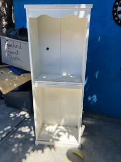 White cabinet