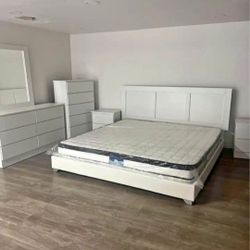 Bedroom Set ( Juego De Cuarto)🌟Sold separately too🌟Fast delivery