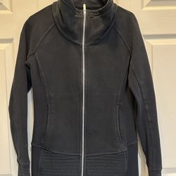Lulu Lemon Women's Coat Large