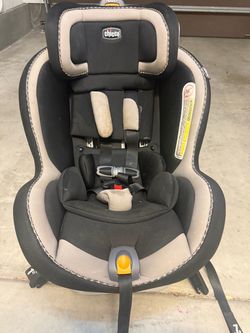 Chicco Convertible Car Seat
