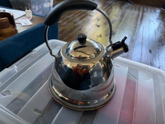 Stainless Steel Whistling Stovetop Kettle