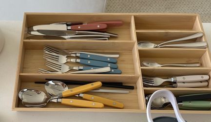 Silverware & tray