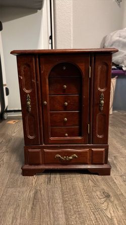 jewelry box